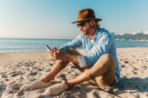 Tips for Staying Connected While Enjoying Your Trip in the Caribbean
